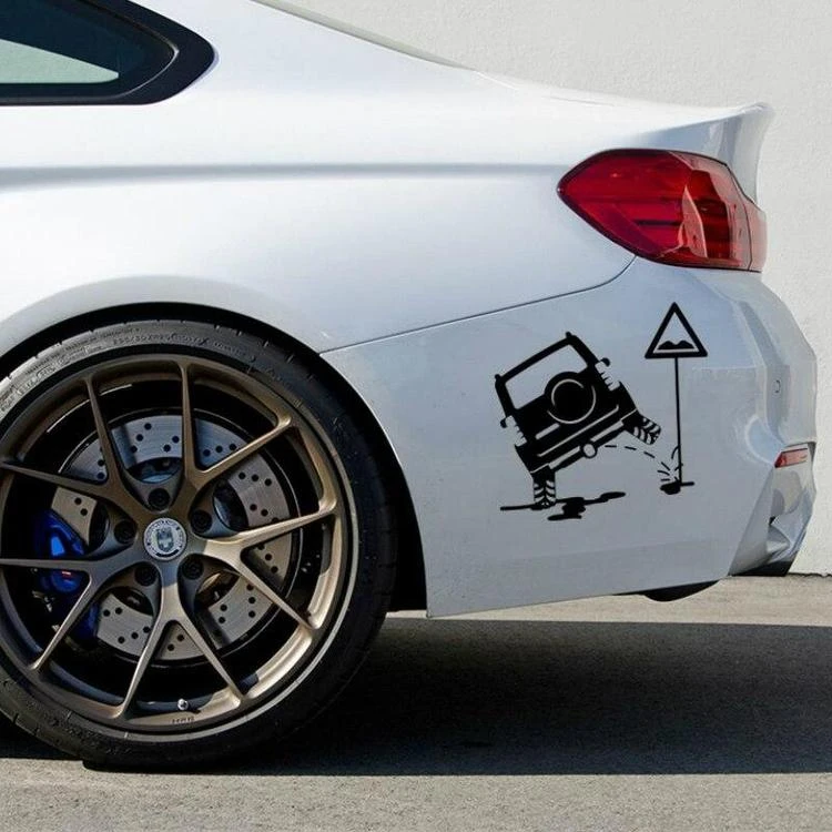 Stickers Voiture Urineuse 4 Stickers Voiture Urineuse – Image 3